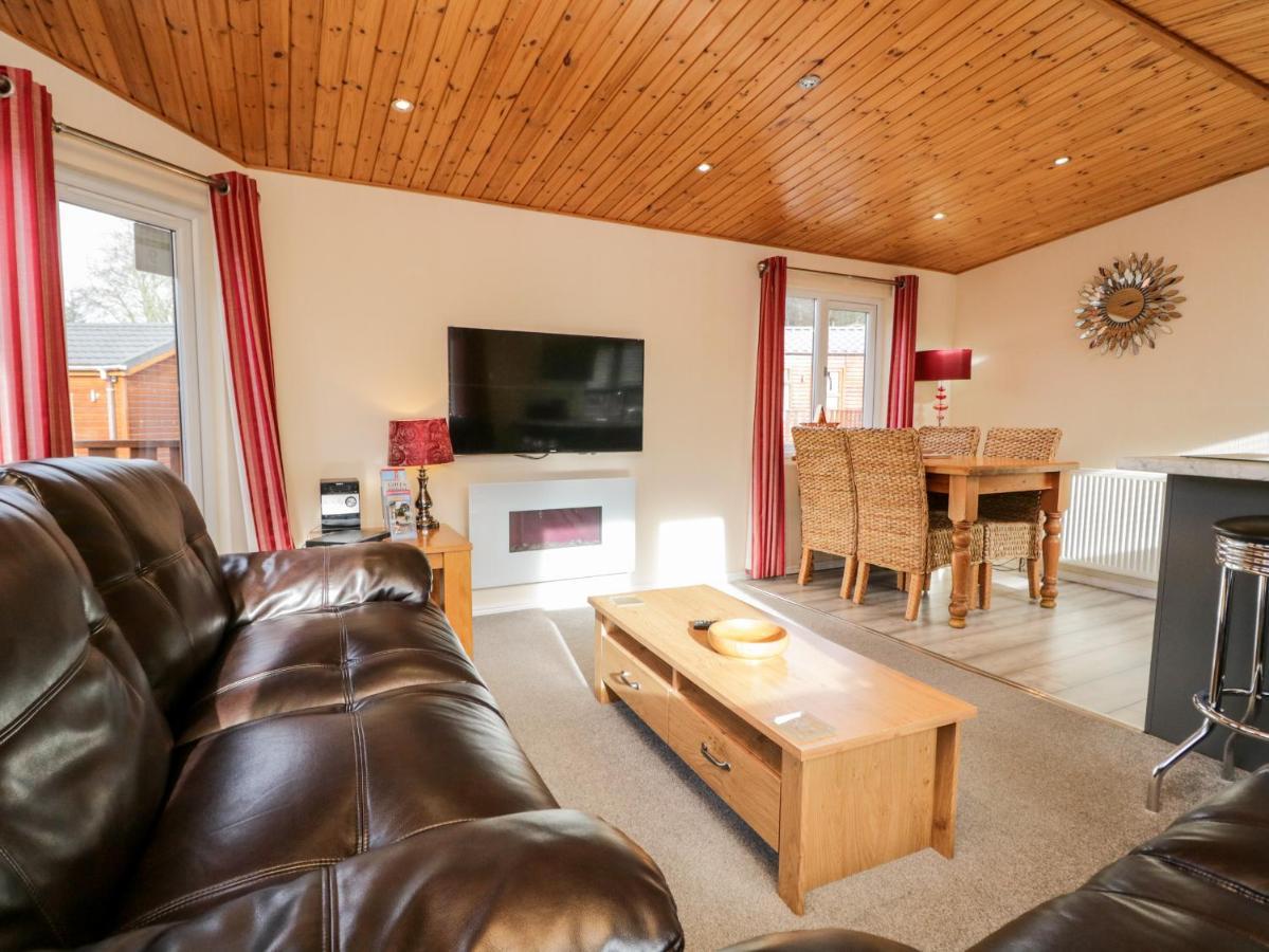 Striding Edge Lodge Windermere Extérieur photo