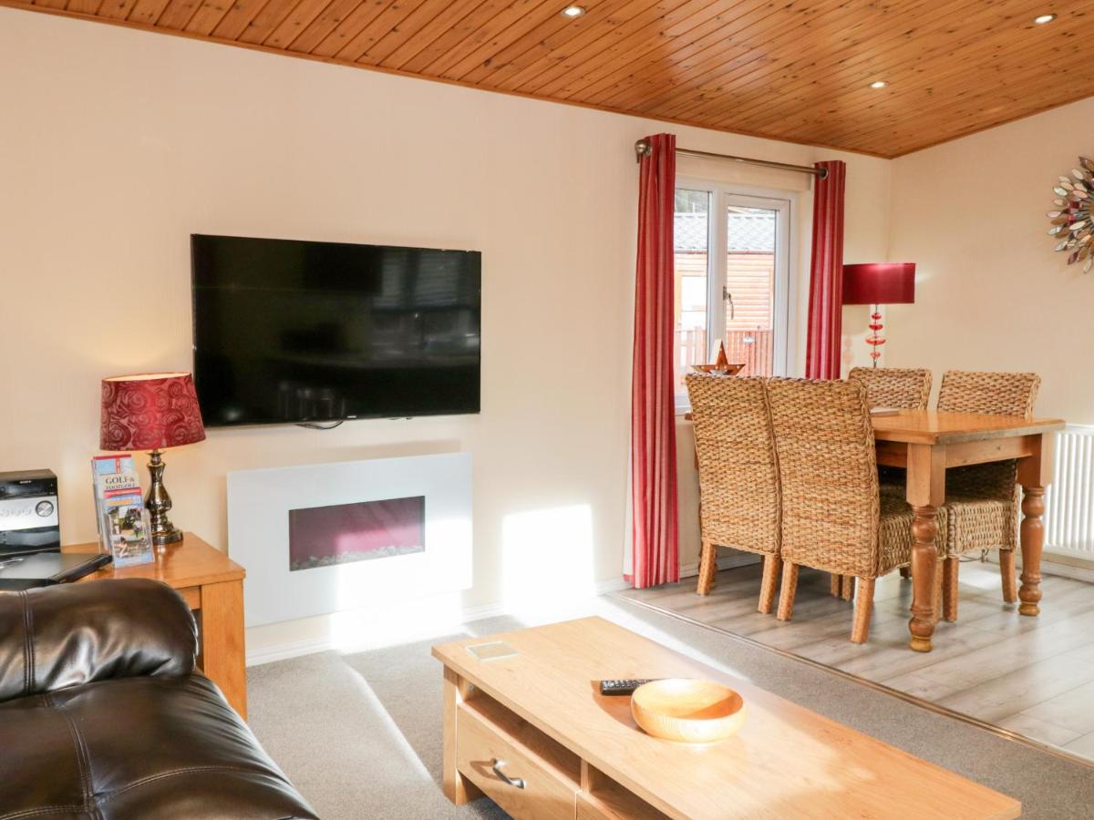 Striding Edge Lodge Windermere Extérieur photo