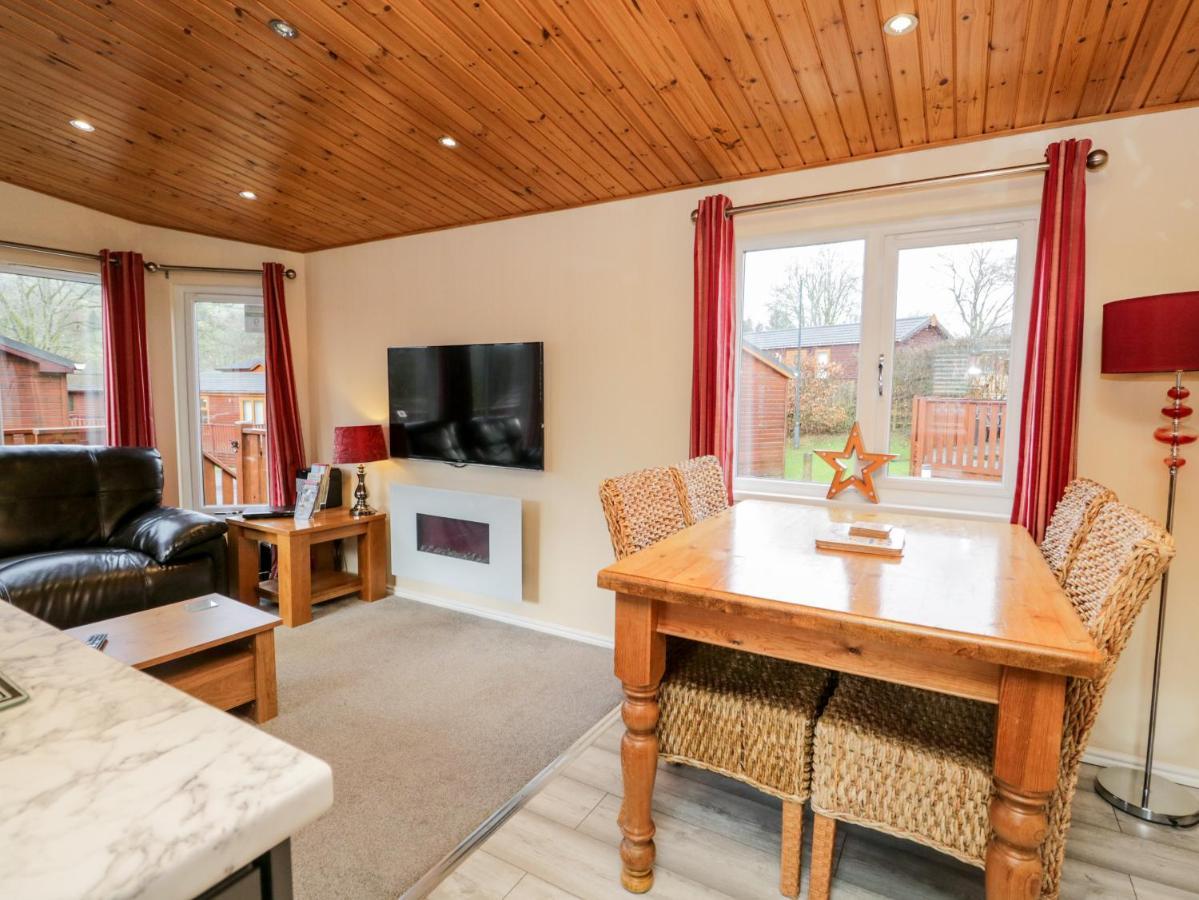 Striding Edge Lodge Windermere Extérieur photo