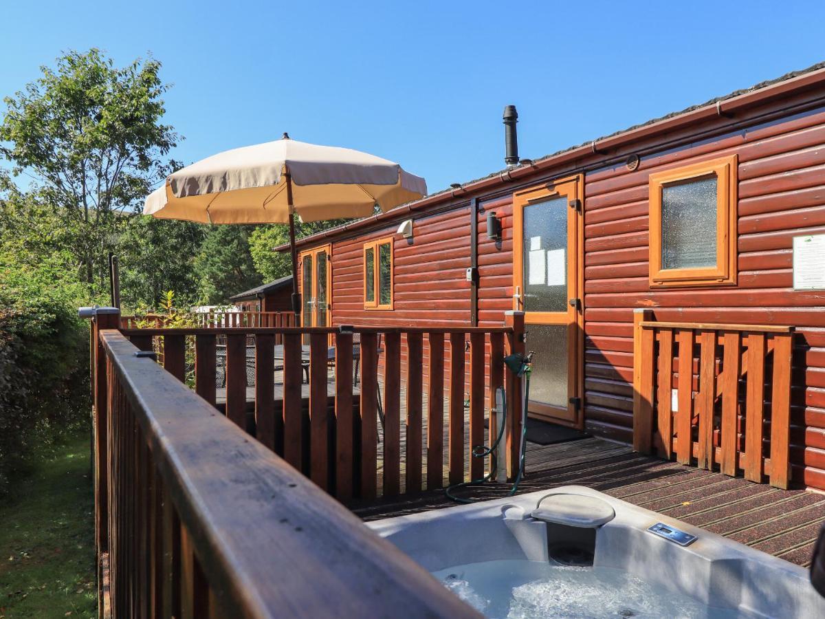 Striding Edge Lodge Windermere Extérieur photo