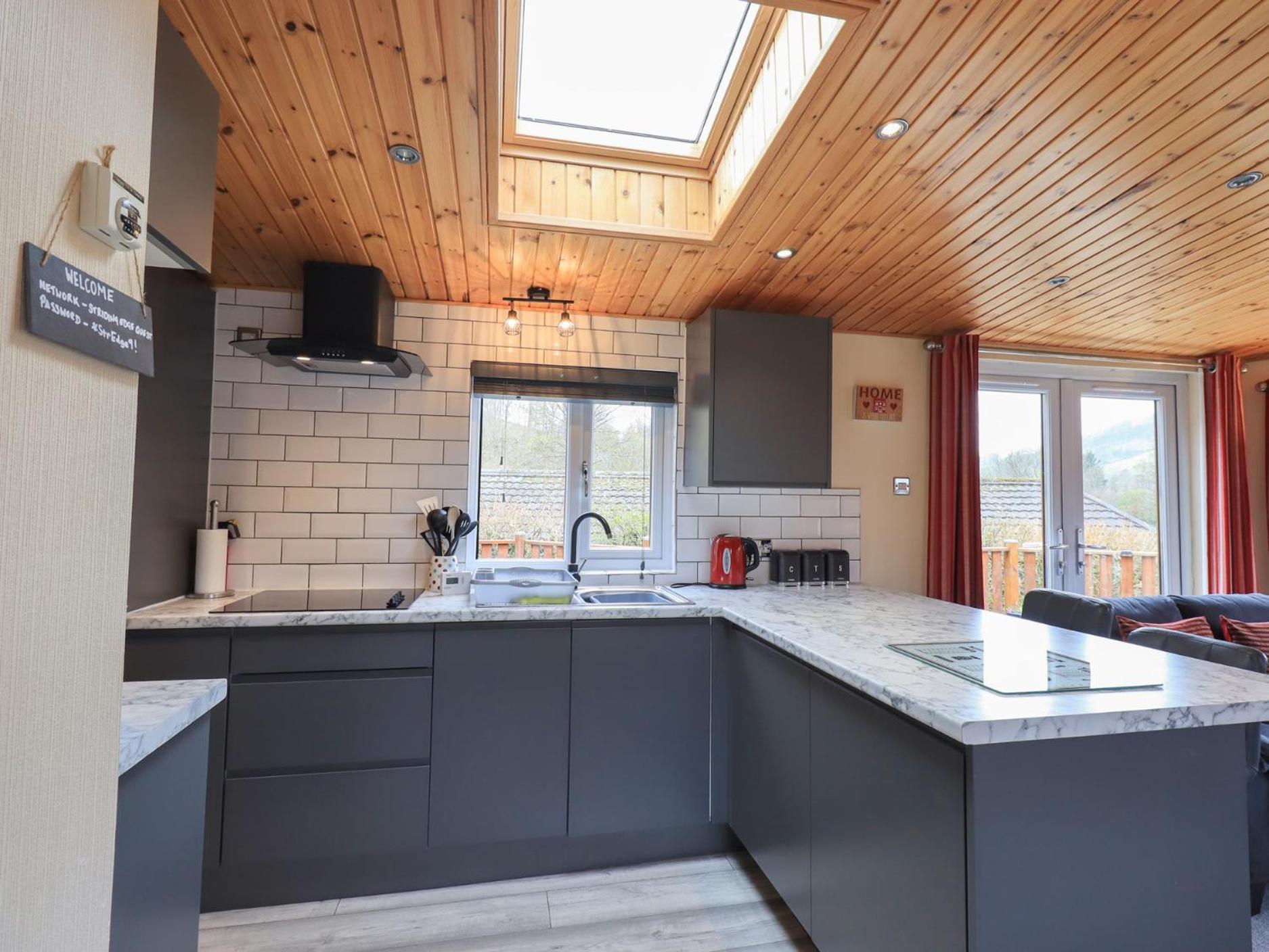 Striding Edge Lodge Windermere Extérieur photo