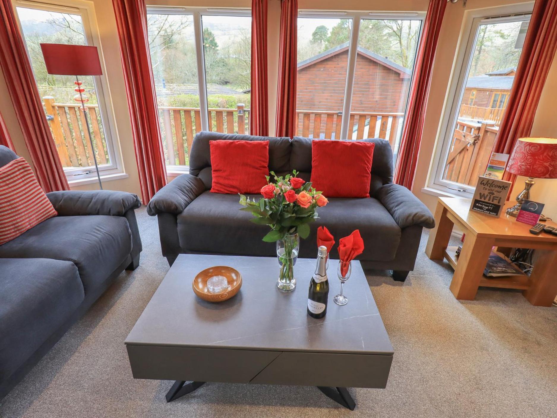 Striding Edge Lodge Windermere Extérieur photo