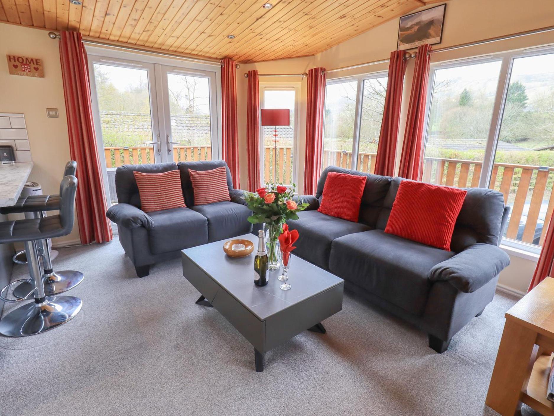 Striding Edge Lodge Windermere Extérieur photo